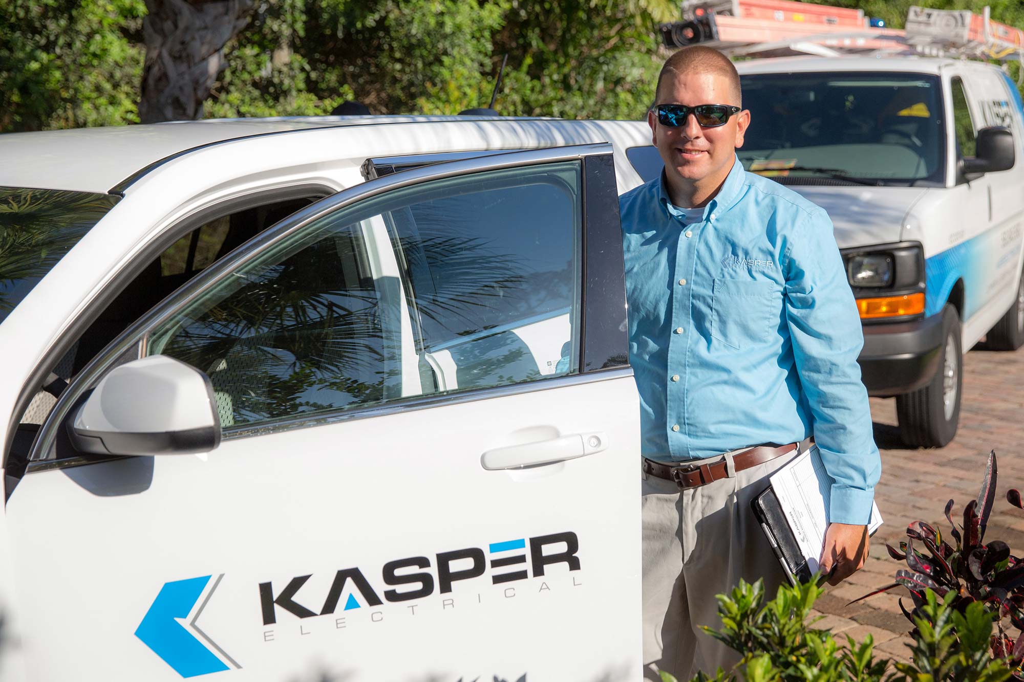 Salesman and Electrical Contractor from West Palm Beach, FL Electrical Companies
